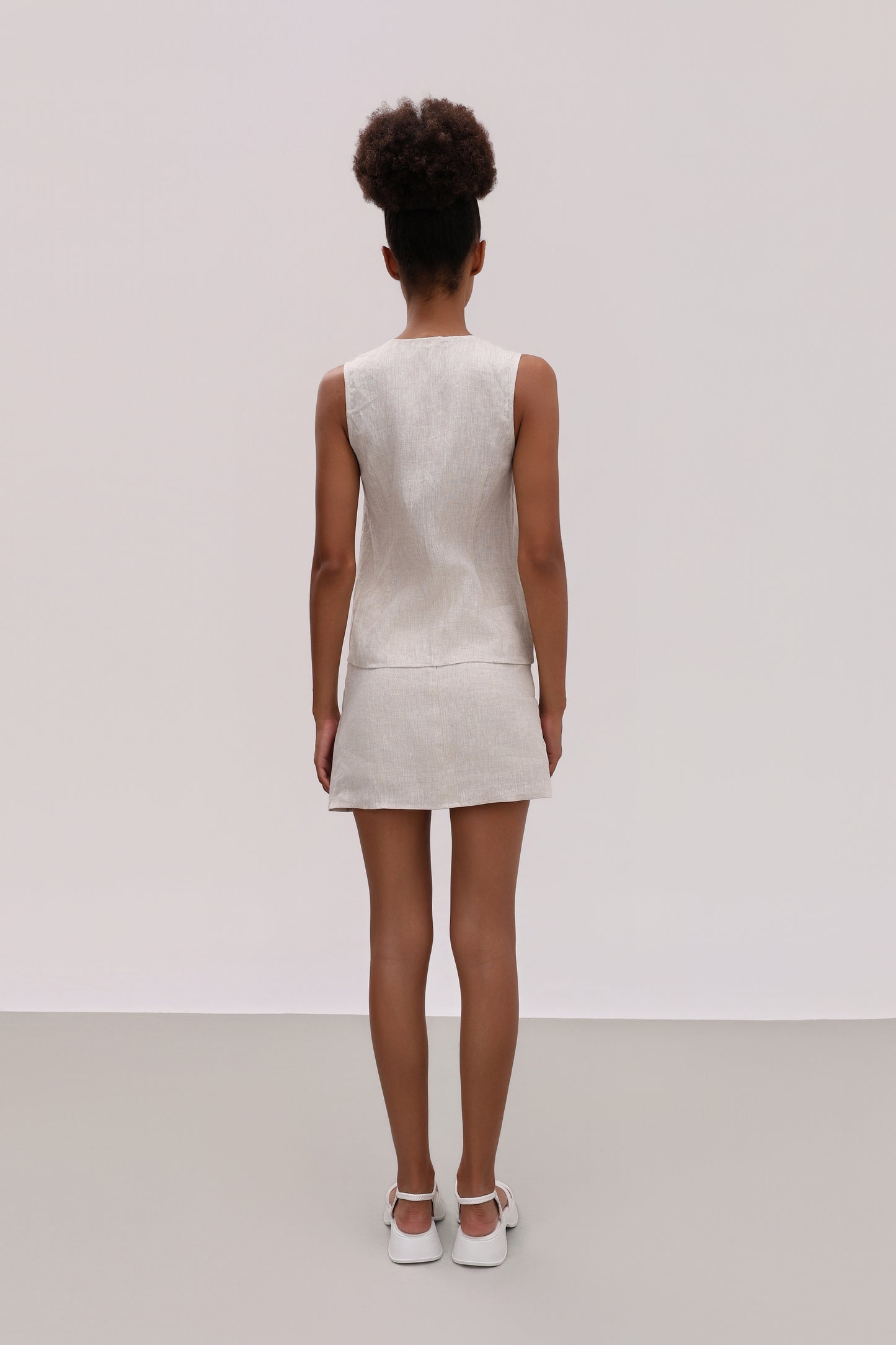 LEENA NATURAL LINEN TIE FRONT TOP